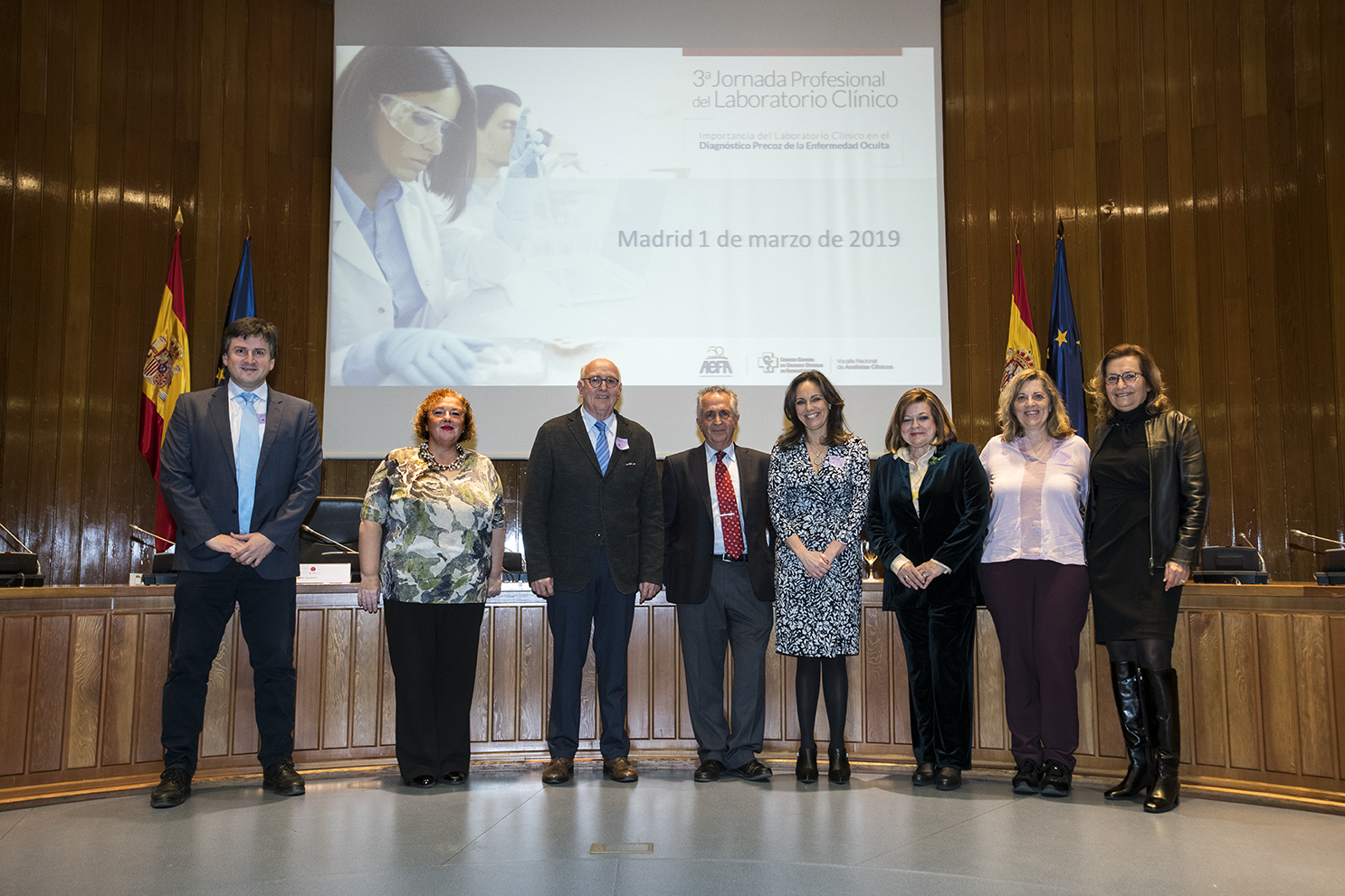 Imagen de los ponentes de la primera mesa redonda moderada por Ramón Calafell