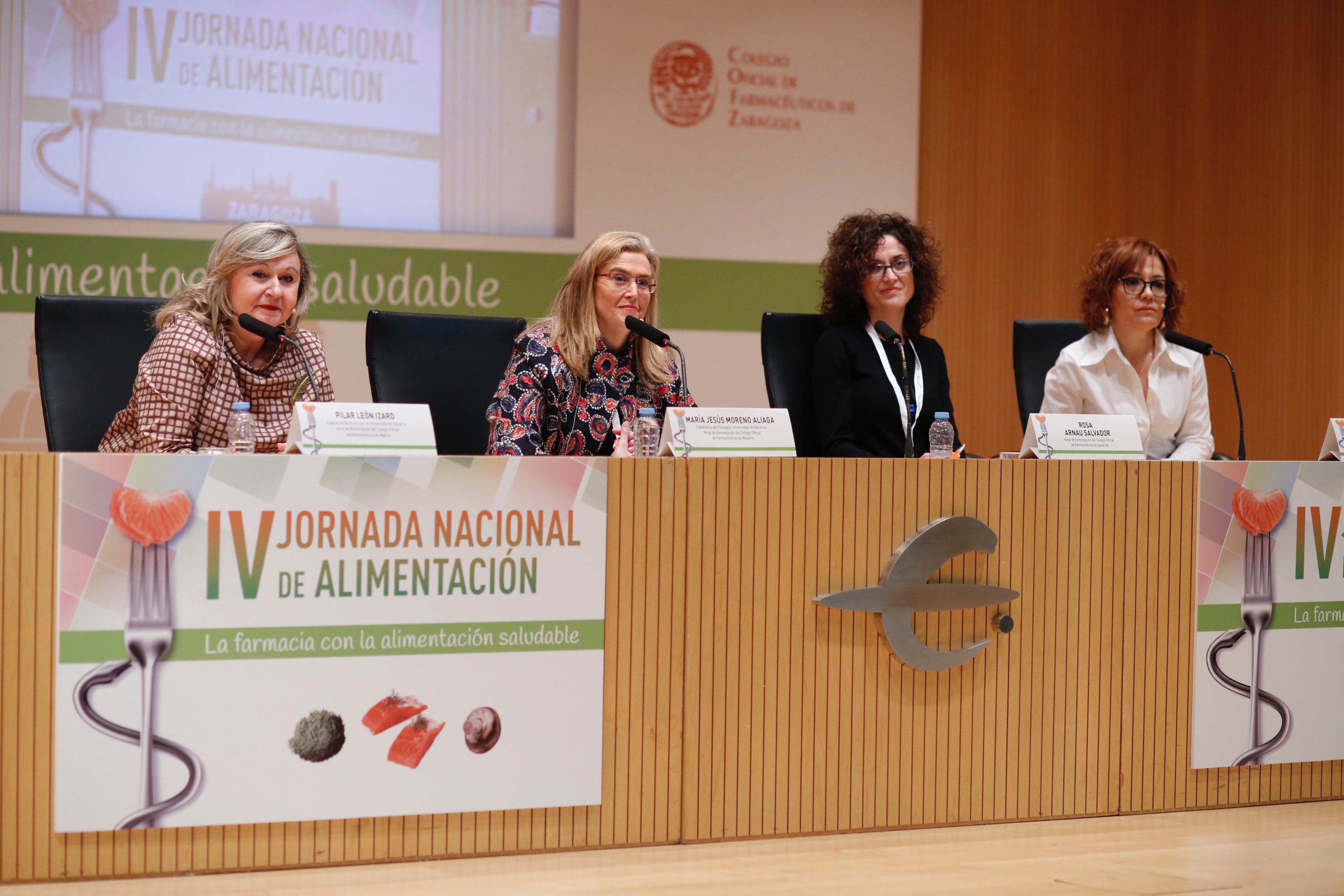 Pilar León Izard y María Jesús Moreno Aliaga Rosa Arnau Salvador y Mª del Rosario Pastor Martín