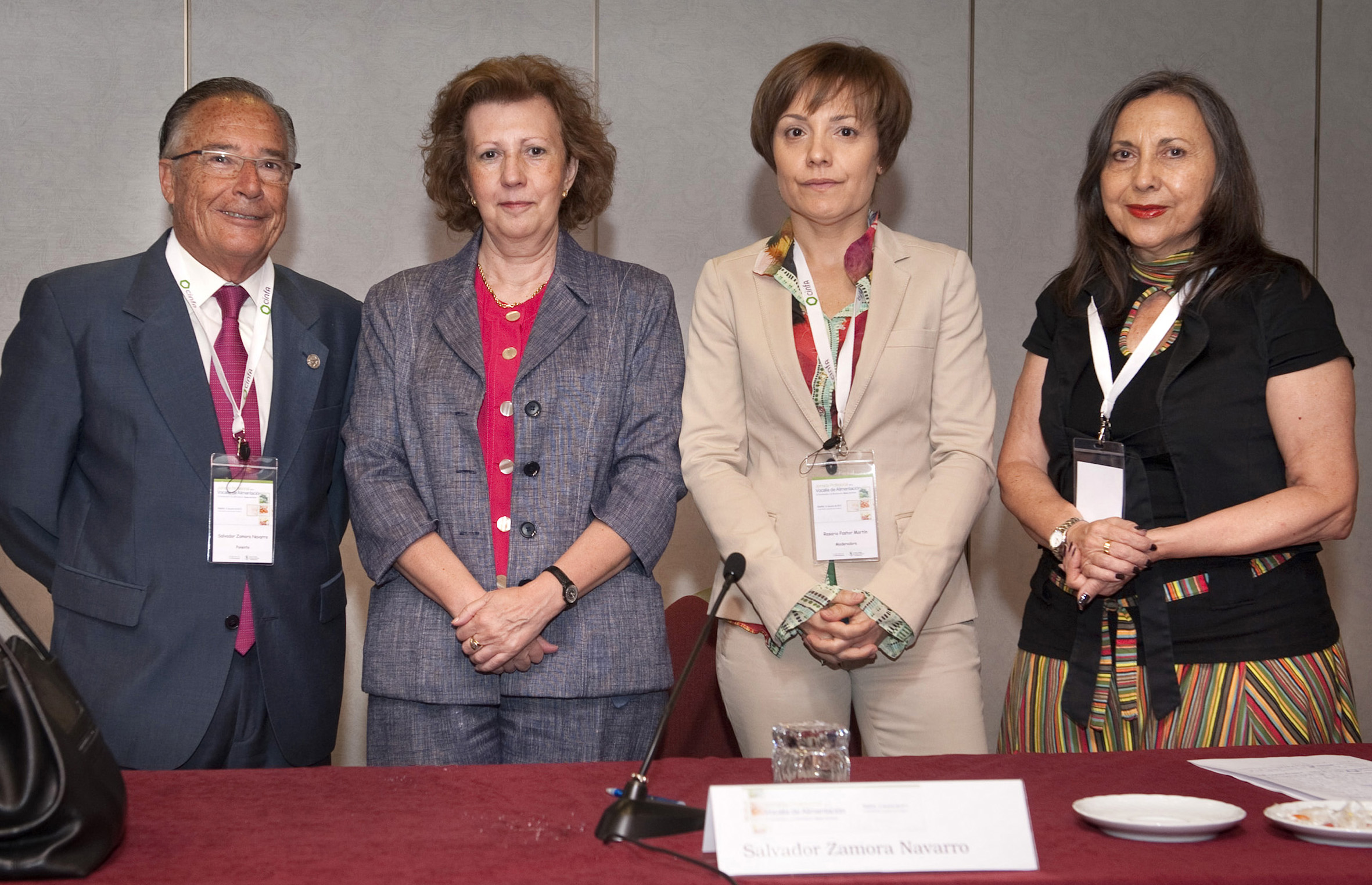 De izquierda a derecha: Salvador Zamora; Rosario Pastor; Rosa Mª Ortega; Mª José Alonso