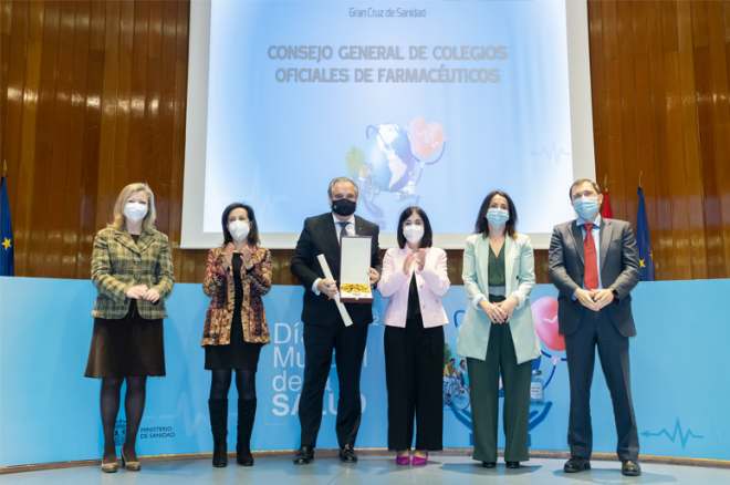 General Pharmaceutical Council is awarded with the Grand Cross of the Civil Order of Health for «providing care for citizens during the health crisis»