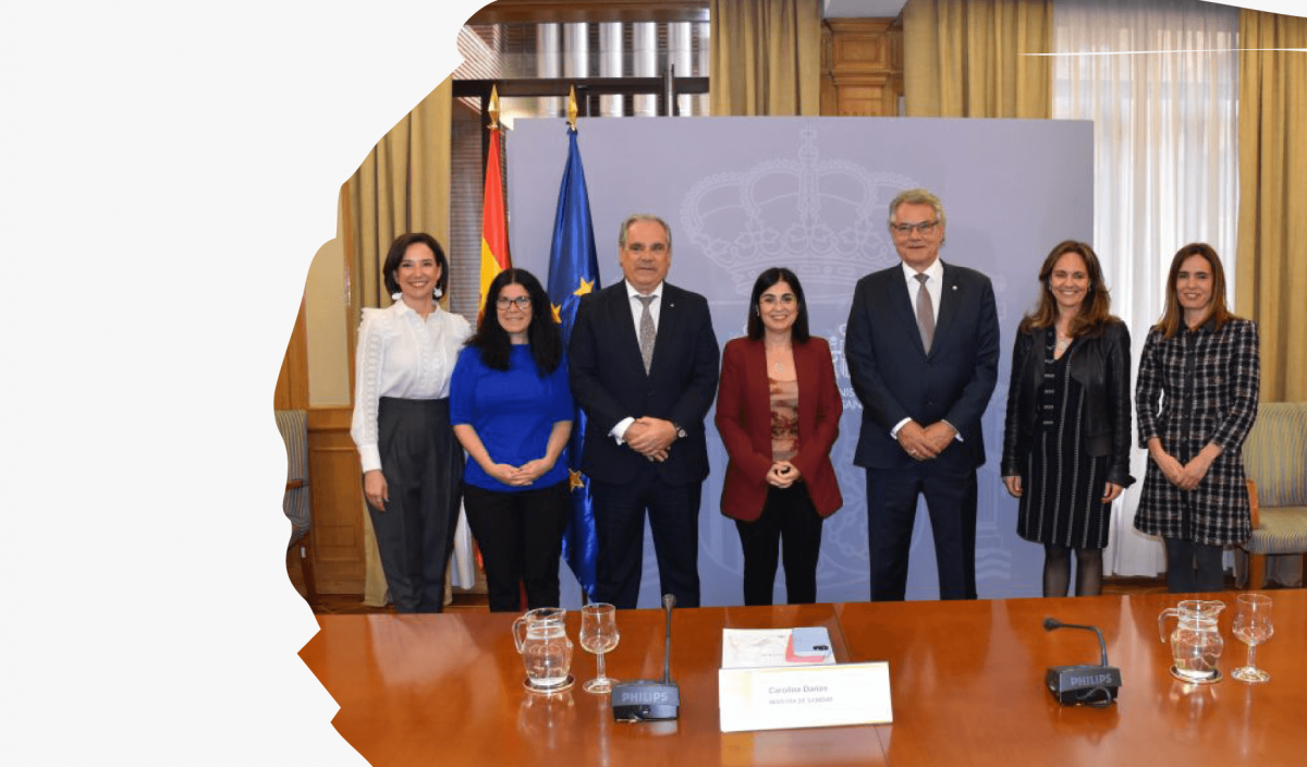 Pharmacy Representative Bodies present National and World Pharmacy Congresses to Health Minister