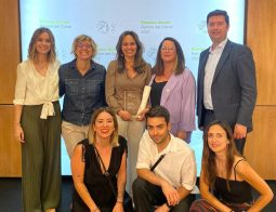 The TikTok account of the General Pharmaceutical Council in Spain won the social media category award in the Dircom Ramón del Corral