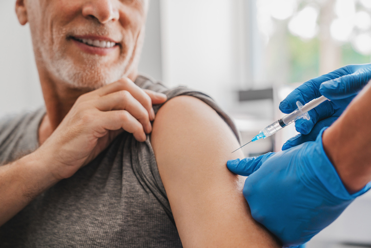 Bélgica | Aprobado el proyecto de ley que autoriza a los farmacéuticos a vacunar de la gripe en las farmacias
