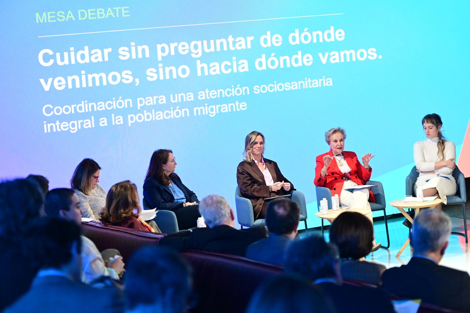 El Consejo Asesor Social de la Profesión Farmacéutica presenta un decálogo de recomendaciones para avanzar hacia el acceso equitativo de las personas migrantes a la atención sanitaria